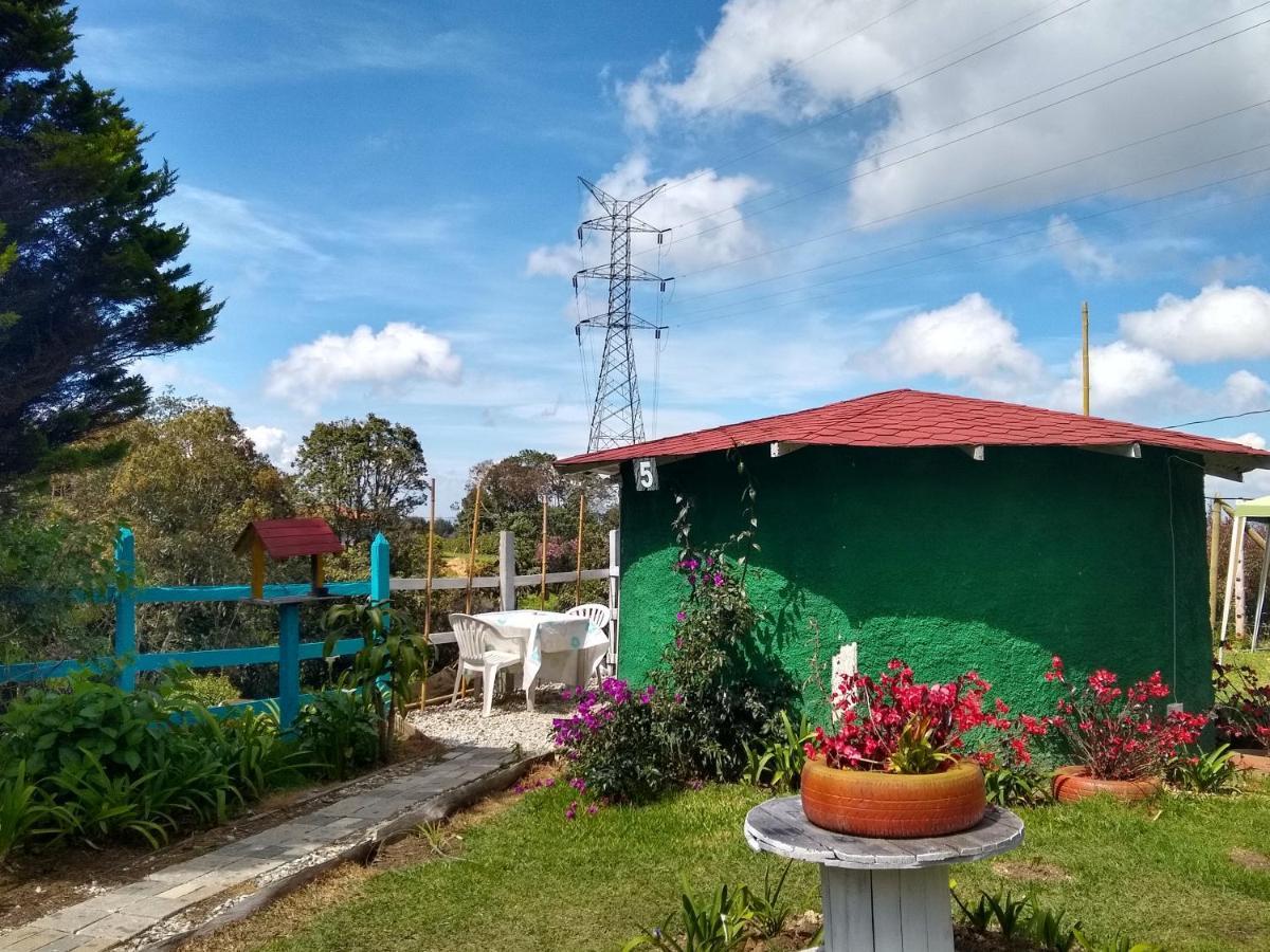 Hospedaje Santaelena -Chalets De Montana- Santa Elena  Kültér fotó