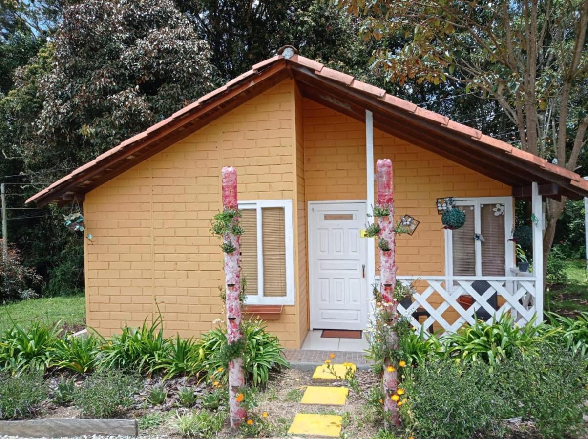 Hospedaje Santaelena -Chalets De Montana- Santa Elena  Kültér fotó