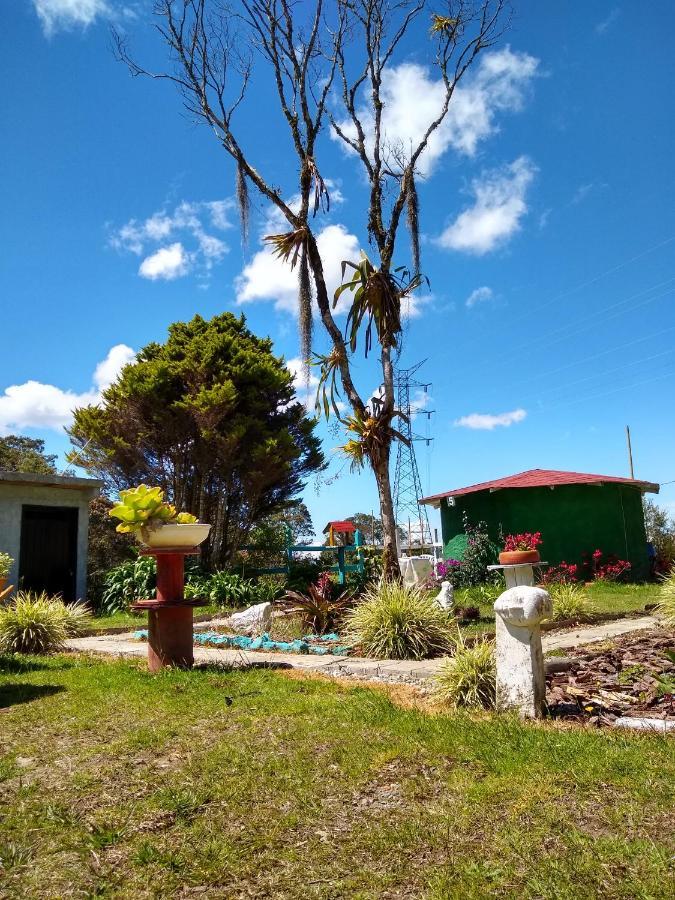 Hospedaje Santaelena -Chalets De Montana- Santa Elena  Kültér fotó